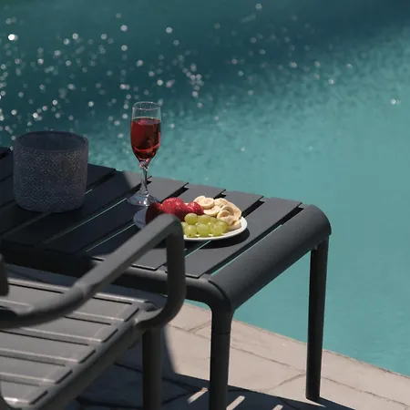 Louvre Sidari דירה