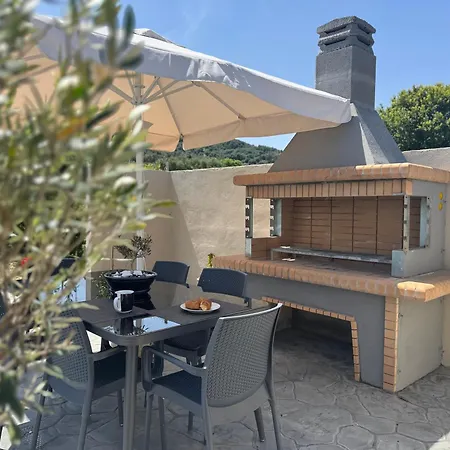 Louvre Sidari * Peroulades (Corfu)